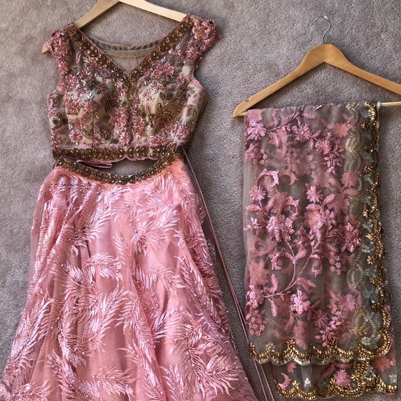 Stunning lehenga - Indian dress - Picture 3 of 9